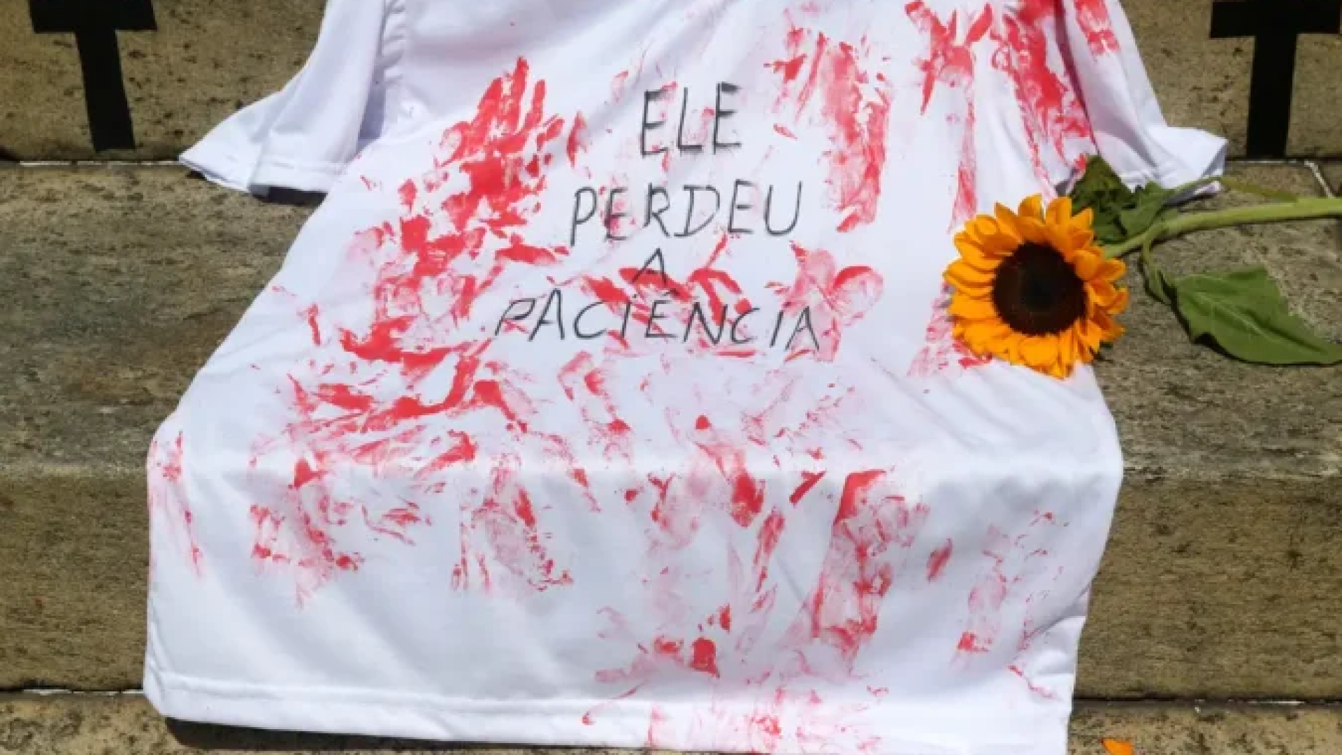 Mulheres foram às ruas neste domingo (7/12) em protesto aos crescentes casos de feminicídio -  (crédito: Tânia Rêgo/Agência Brasil)