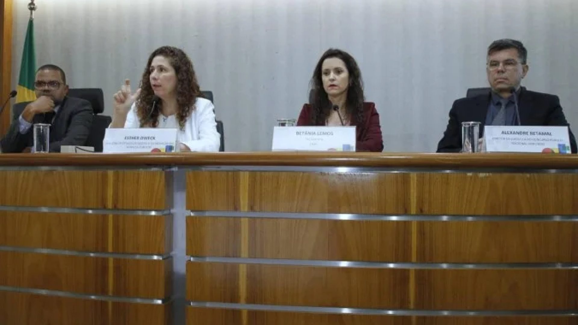 Governo prevê nova chamada de 1.860 aprovados do CPNU para vagas não preenchidas