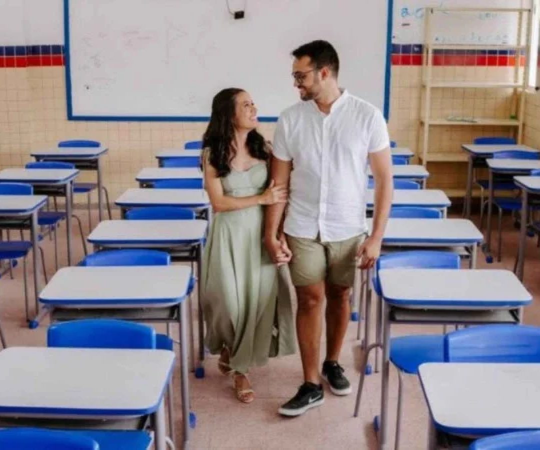 Carollayne e Diego se conheceram na escola e quiseram recuperar a história de amor em ensaio fotográfico -  (crédito: Avelã Fotografia)