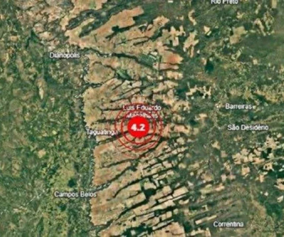 Moradores relatam sensação de vibração em casas e edifícios após tremor de magnitude 4,2 registrado nesta terça-feira no Oeste da Bahia -  (crédito: Rede Sismográfica Brasileira/Divulgação)