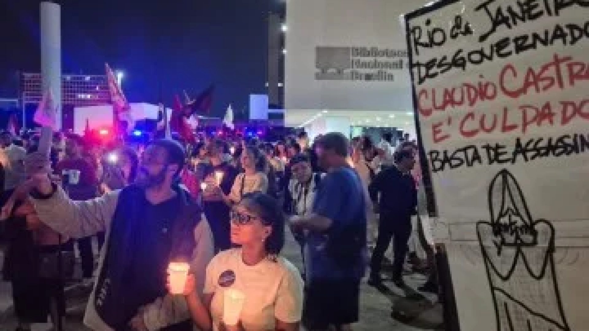 Movimentos sociais protestam na Esplanada contra a violência policial no Rio -  (crédito: Minervino Júnior)