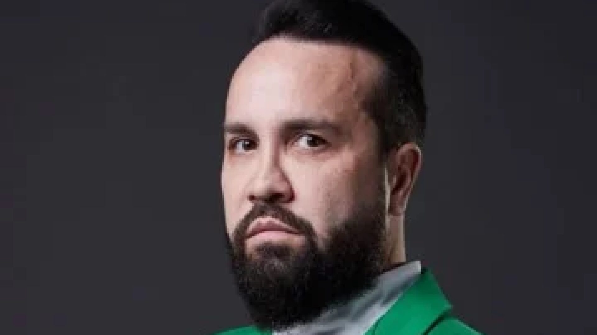 Ricardo foi encontrado sem vida em apartamento na madrugada desta quinta-feira (27) -  (crédito: Reprodução @ricardofflores)
