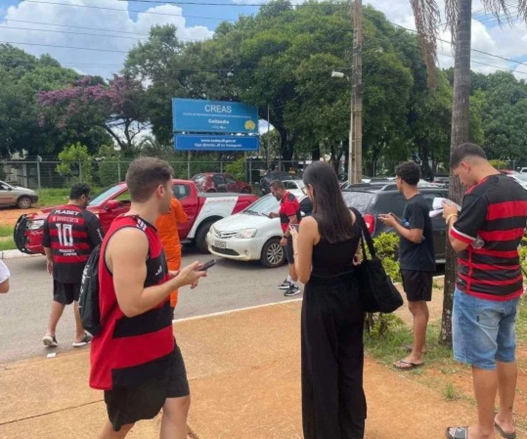 Devido a prova do PAS, os concurseiros tiveram que descobrir o novo local das provas faltando poucas horas para o certame -  (crédito: Jailson Sena/Especial para o Correio/D.A Press)