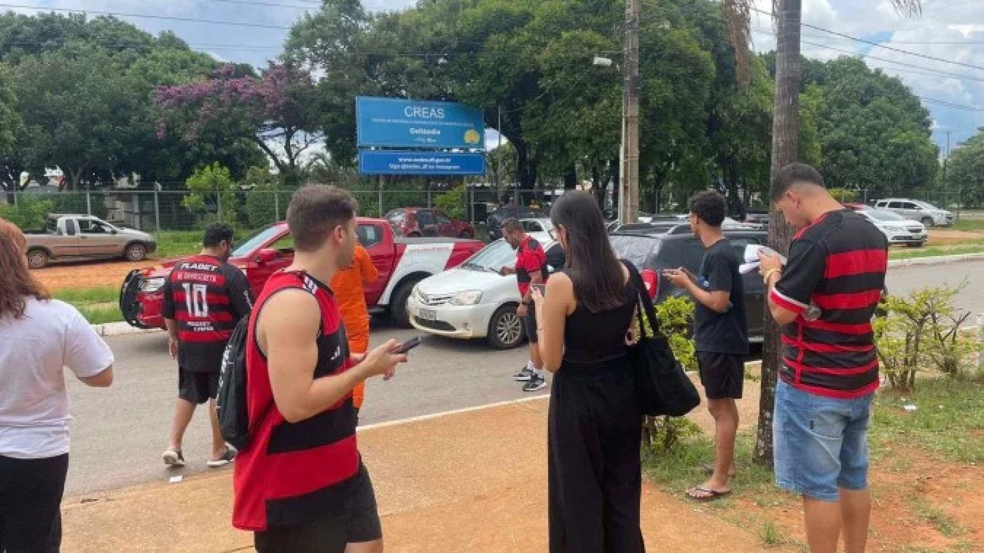 Devido a prova do PAS, os concurseiros tiveram que descobrir o novo local das provas faltando poucas horas para o certame -  (crédito: Jailson Sena/Especial para o Correio/D.A Press)