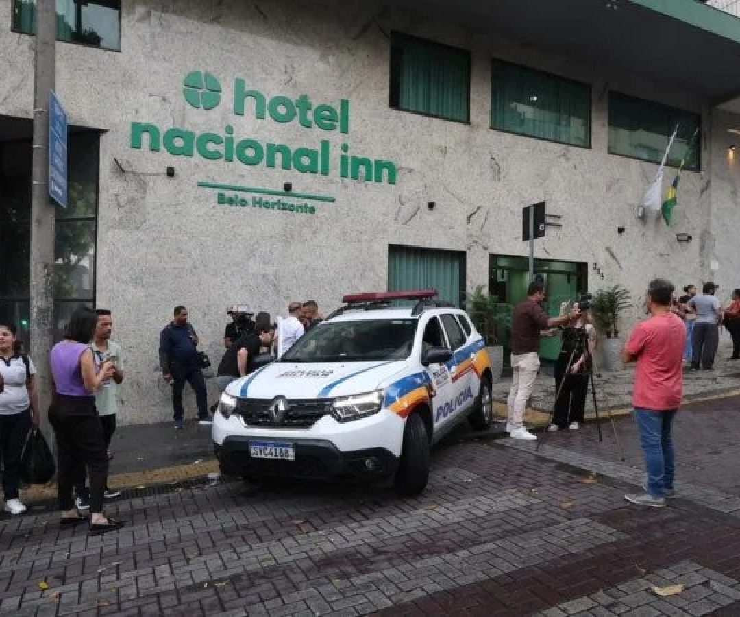 Mãe e filha de 7 anos morrem em queda do 10º andar de hotel