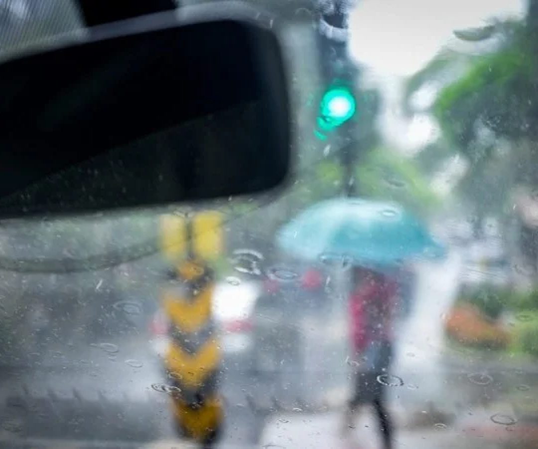 Quatrocentas e duas cidades de Minas Gerais podem ser atingidas por chuvas intensas neste domingo (7/12) -  (crédito: Leandro Couri/EM/DA Press)