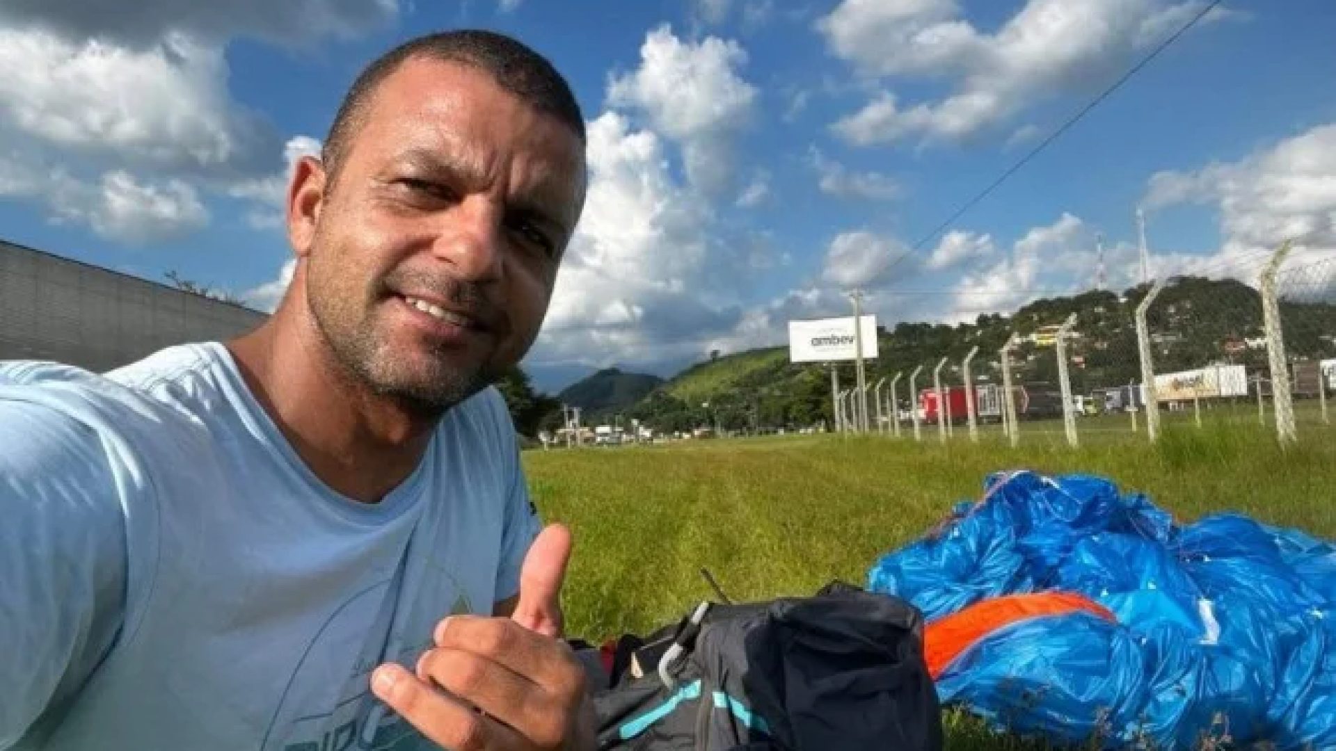 Rodolfo Pascoal e a turista Jenny Colôn Rodríguez praticavam voo de asa delta na Praia de São Conrado no momento do acidente -  (crédito: Reprodução/Instagram)