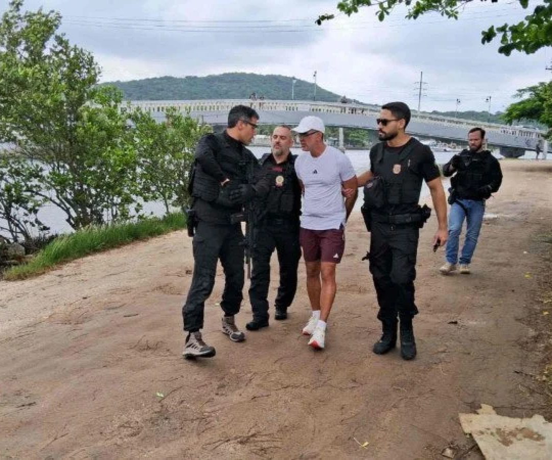 Opera&ccedil;&atilde;o prende Adilson Oliveira Coutinho Filho, conhecido como Adilsinho, um dos bicheiros mais procurados do Rio  -  (crédito: Divulgação/PCERJ)