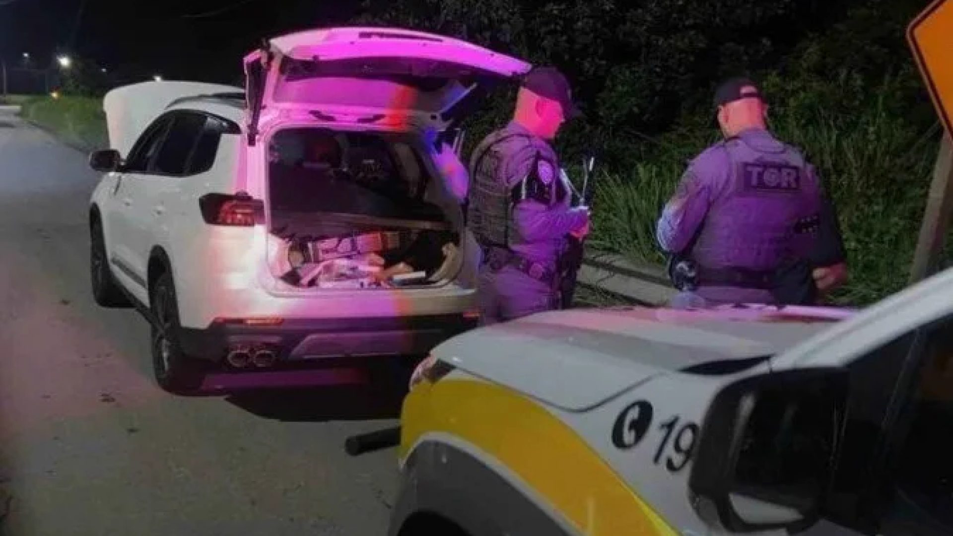 Agente foi abordado após passar pela praça de pedágio sentido São Paulo -  (crédito: Divulgação/PM)