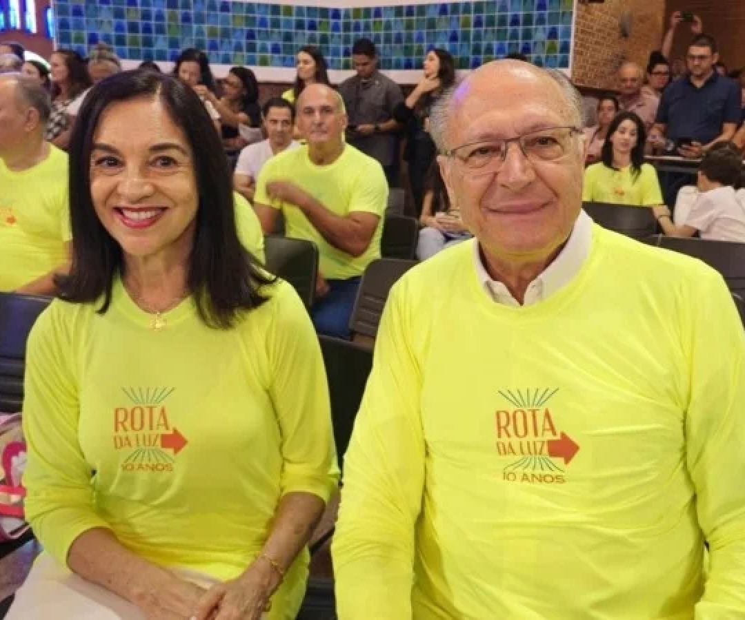 Lu Alckmin participa de missa em celebração pelos 10 anos da Rota da Luz -  (crédito: Ana Paula Cruz/Santuário Nacional Aparecida)