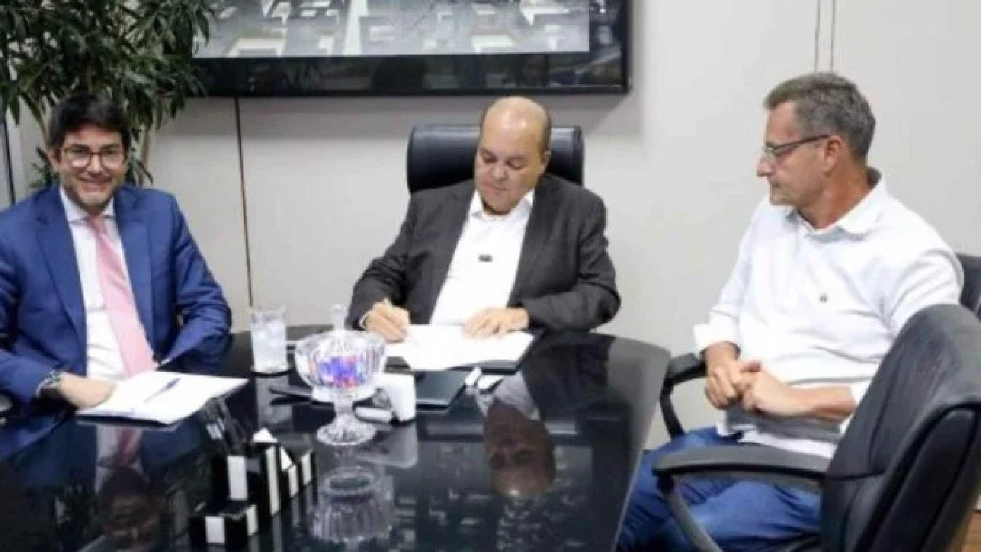 A medida foi autorizada pelo governador Ibaneis Rocha e publicada no Diário Oficial do Distrito Federal na terça-feira (24/3). -  (crédito: Renato Alves/Agência Brasília)