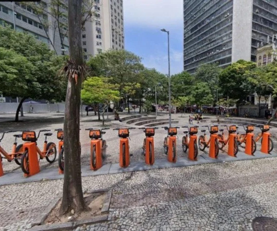 Praça Mário Lago, no Centro do Rio, conhecida como Buraco do Lume -  (crédito: reprodução/Google Street View)