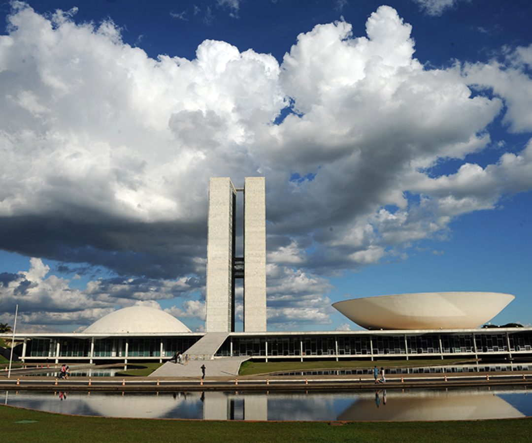 Volta ao Senado projeto que muda regras de processo tributário — Senado Notícias