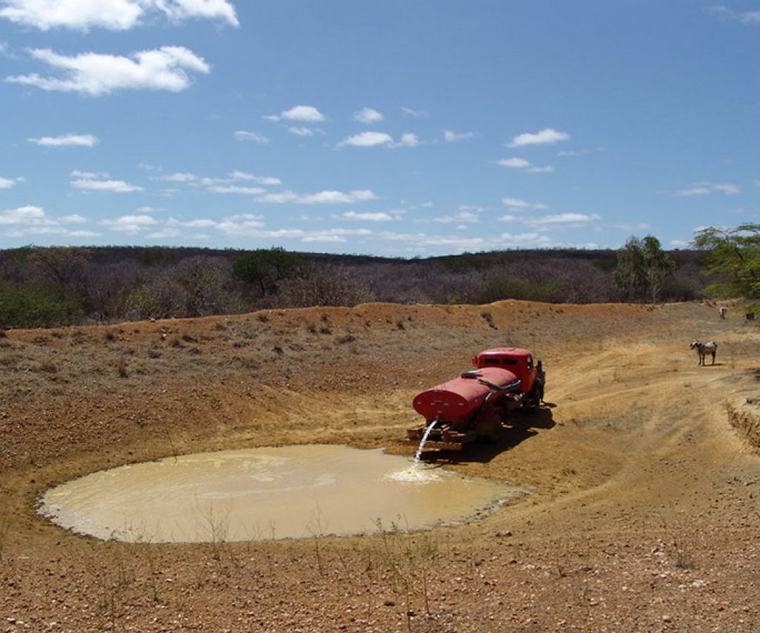 Plenário pode votar garantia de acesso a água e alimento no Semiárido — Senado Notícias