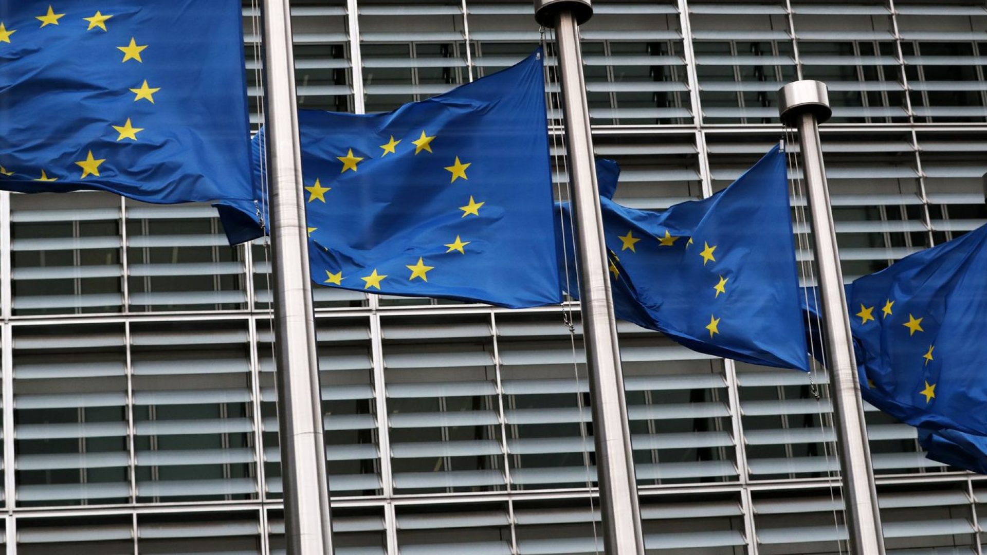 União Europeia afirma que poderá admitir novos membros até 2030