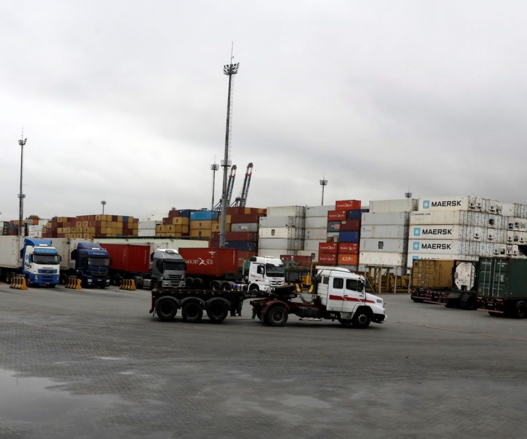 Tarifaço americano teve efeito “pontual” na economia, diz IBGE