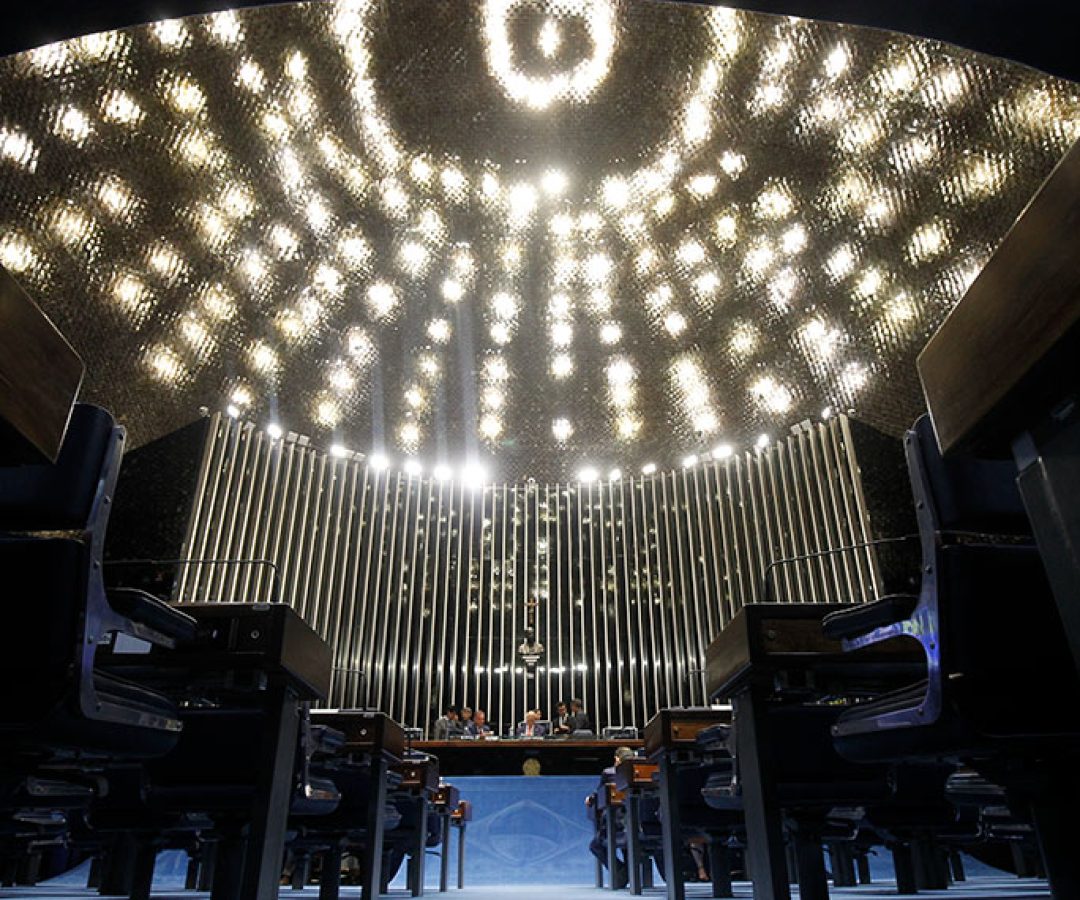 Programa de sustentabilidade para indústria química vai a Plenário na quarta — Senado Notícias