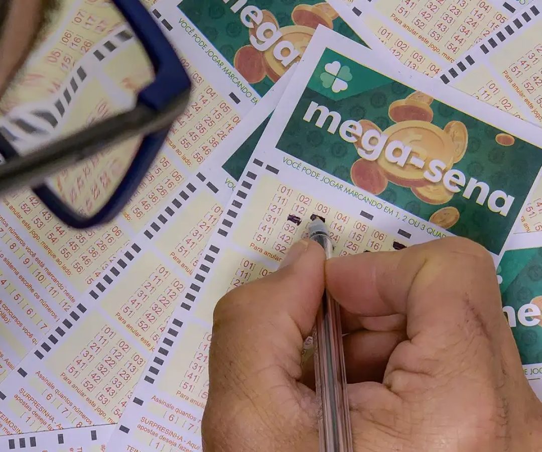 Mega-Sena sorteia nesta quinta-feira prêmio estimado em R$ 21 milhões