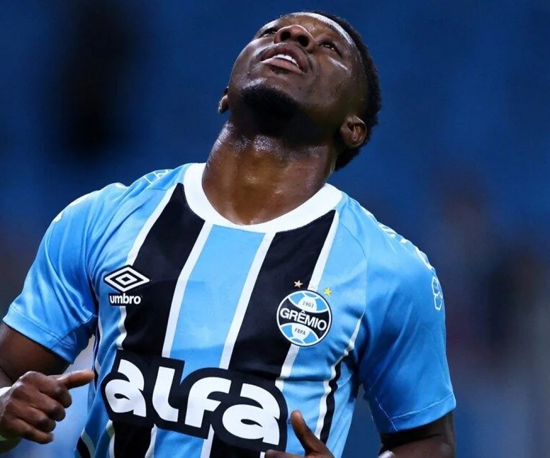Grêmio visita o Fortaleza no Castelão para se afastar do Z-4 do Brasileirão