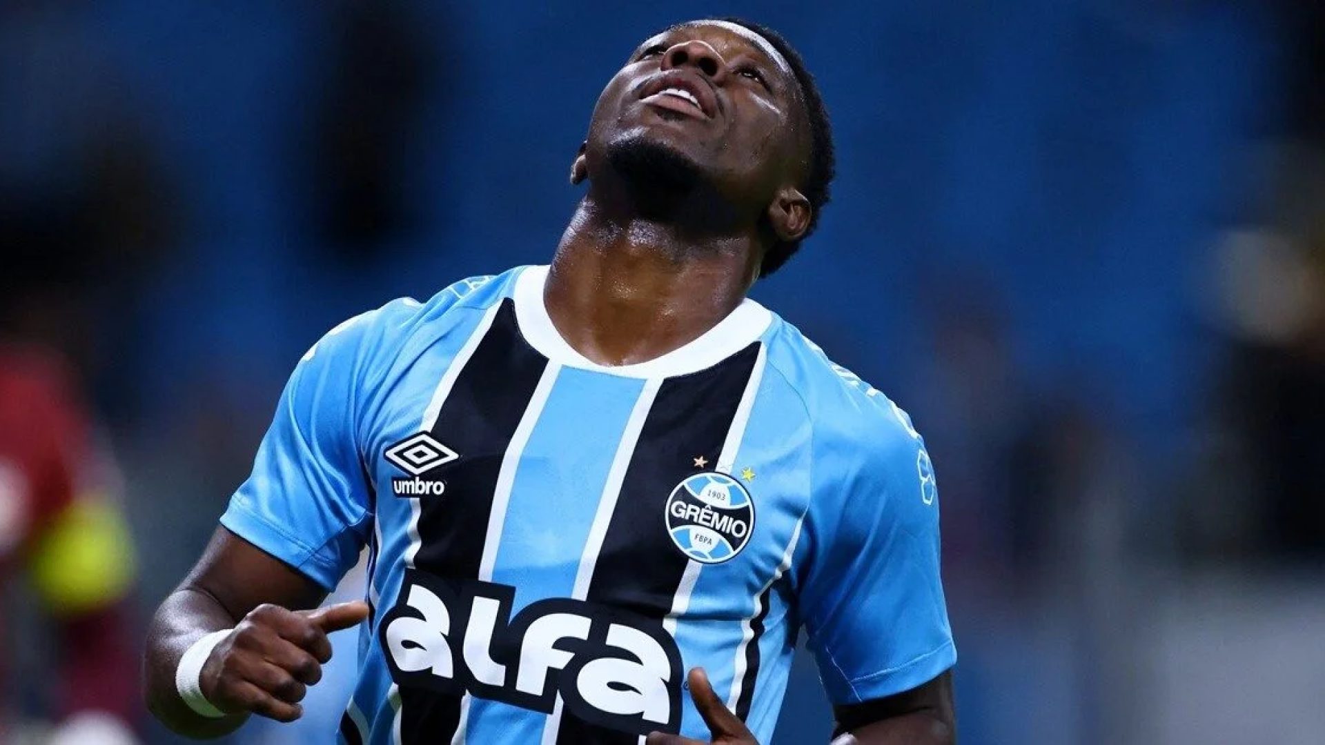 Grêmio visita o Fortaleza no Castelão para se afastar do Z-4 do Brasileirão
