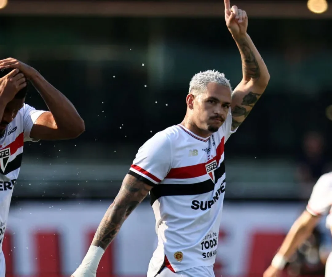 Confronto direto coloca São Paulo diante de Vasco de Diniz e sob olhares de Ancelotti