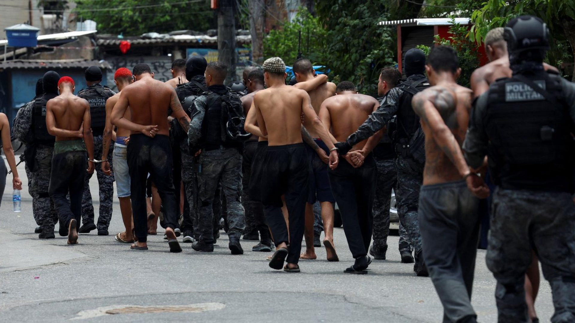 Argentina e Paraguai reforçam fronteiras contra fugitivos do CV