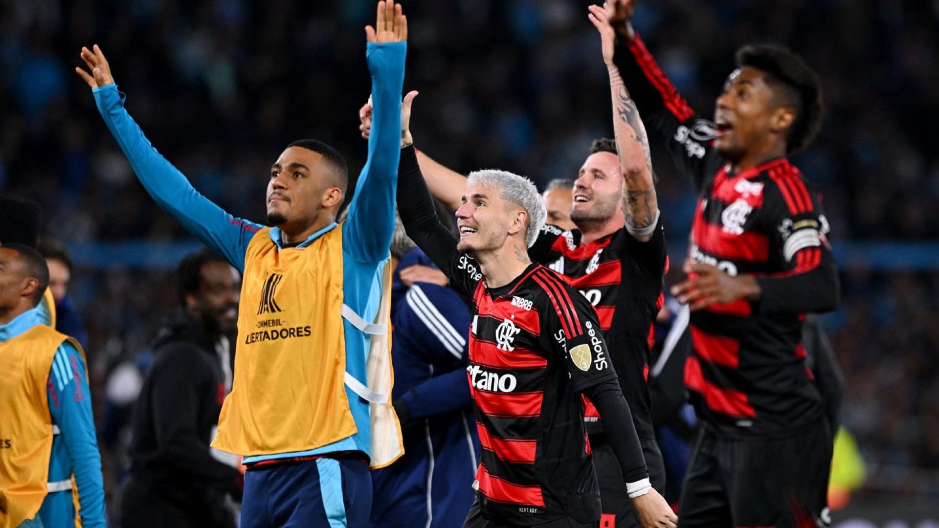 Flamengo mostra raça e garante presença na final da Libertadores