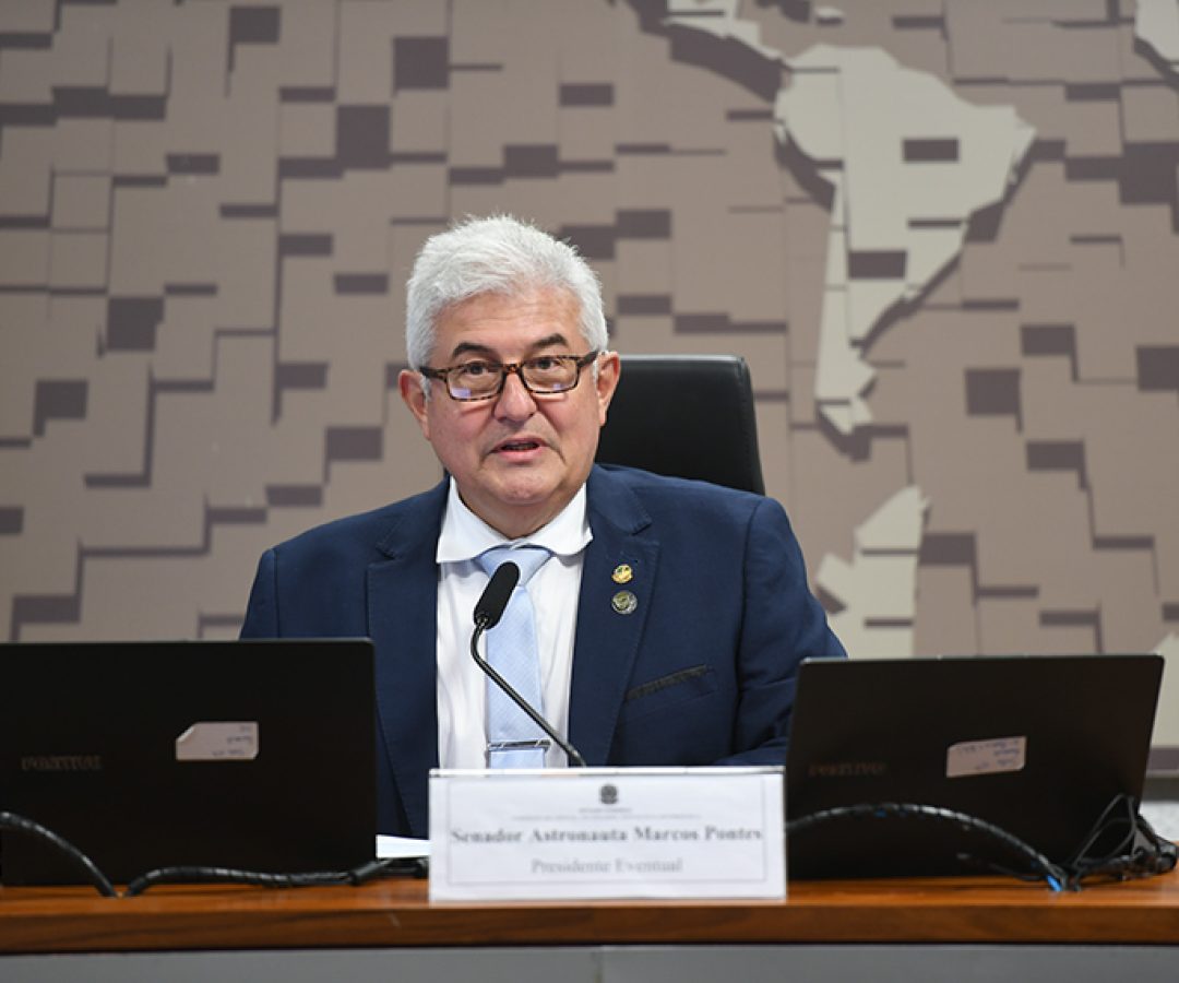 À mesa, presidente eventual da CCT, senador Astronauta Marcos Pontes (PL-SP), conduz audiência.