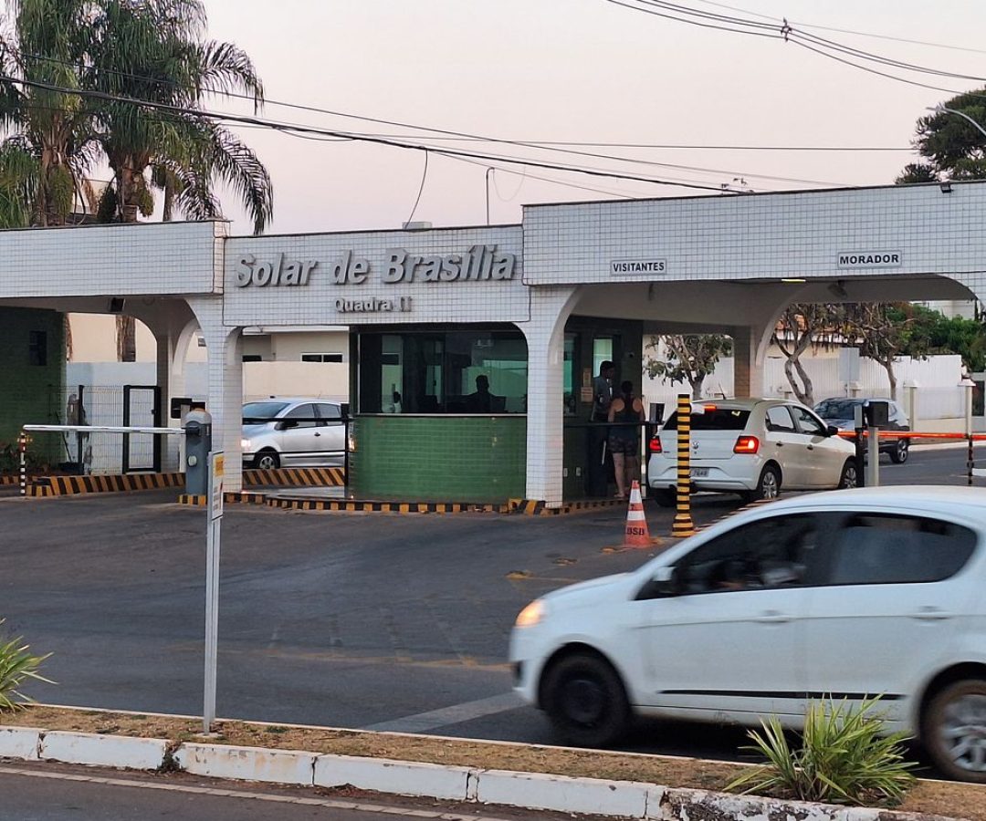 Moraes vai decidir se Bolsonaro continuará em prisão domiciliar