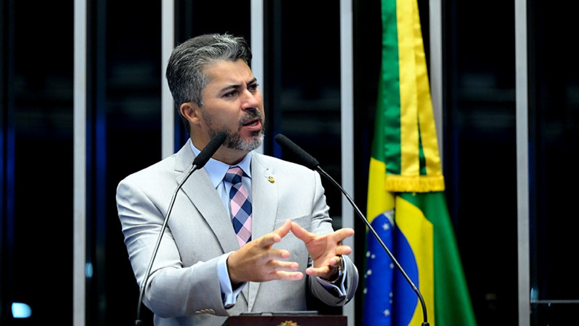 Em discurso, à tribuna, senador Marcos Rogério (PL-RO).