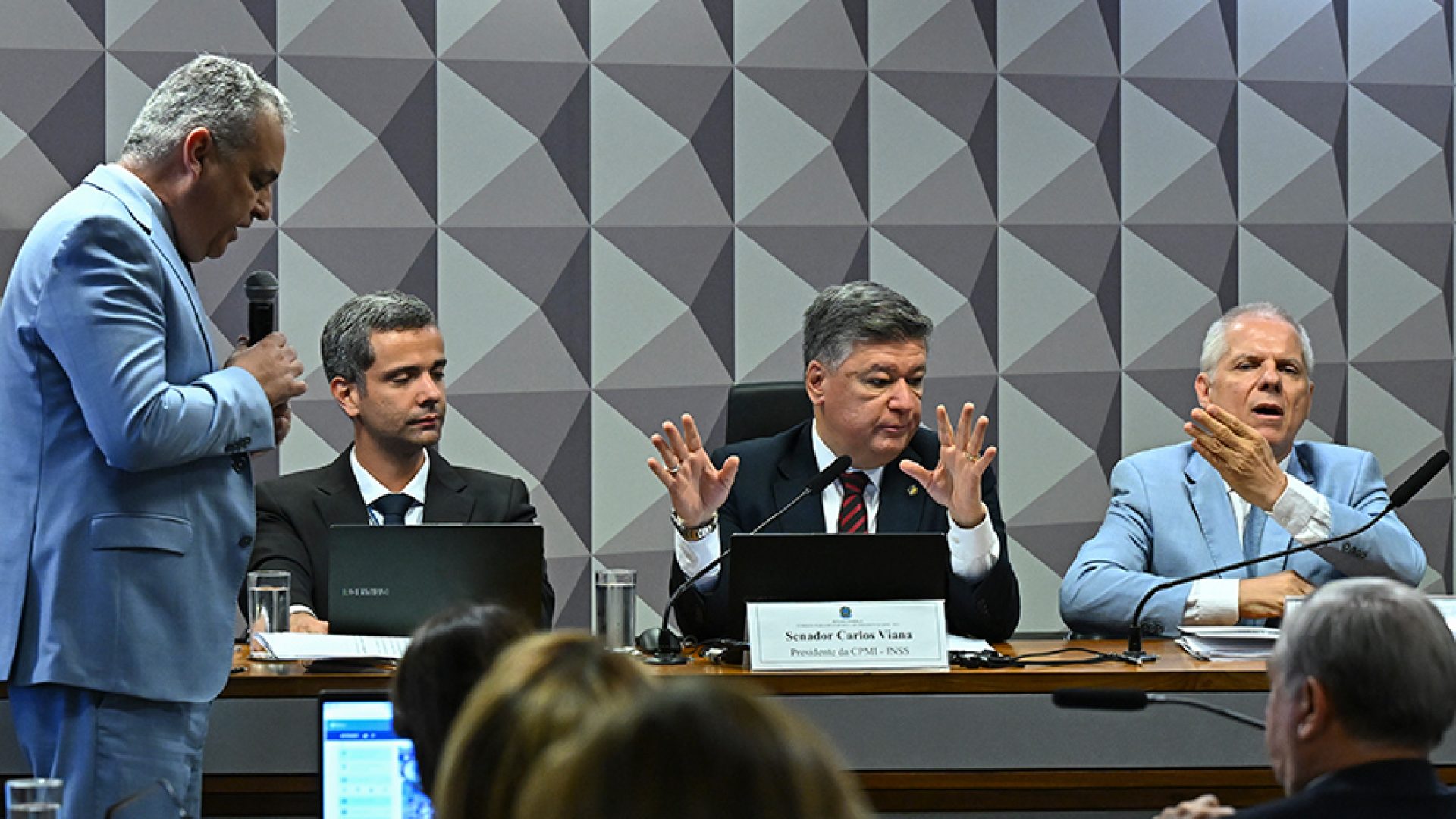 CPMI vê falhas na atuação de Stefanutto; ex-presidente do INSS nega omissão — Senado Notícias