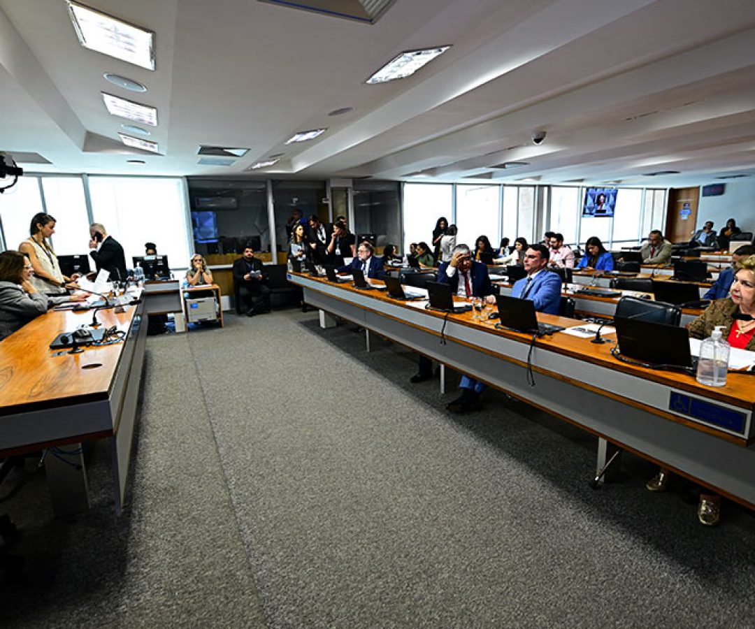 CDH analisa na quarta-feira projeto sobre comunidade LGBTQIA+ — Senado Notícias