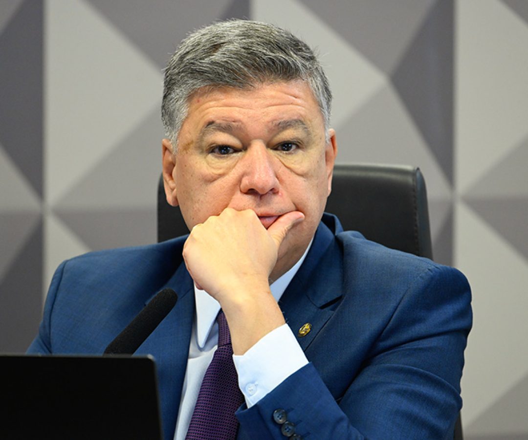 Viana ameaça prisão para convocados que postergam depoimento à CPMI do INSS — Senado Notícias
