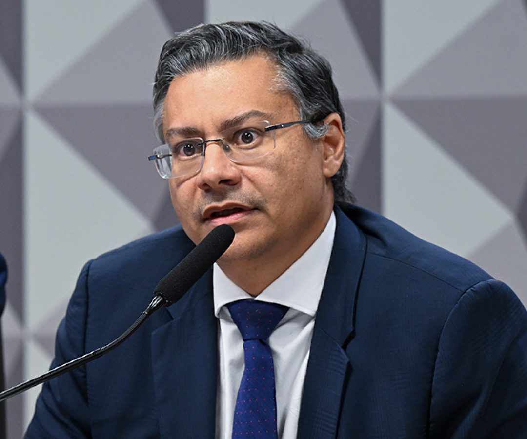 ex-procurador nega envolvimento em fraudes e silencia sobre pressões — Senado Notícias