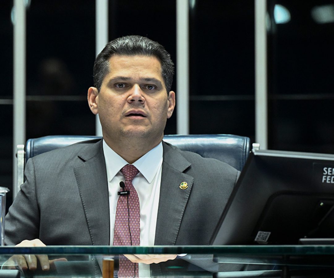 Davi comenta operação policial no RJ e destaca aprovação de projeto — Senado Notícias