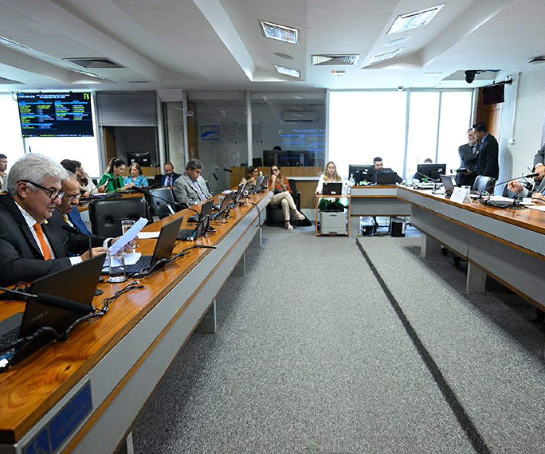 CCT aprova 20 outorgas de emissoras de rádio e TV no país — Senado Notícias