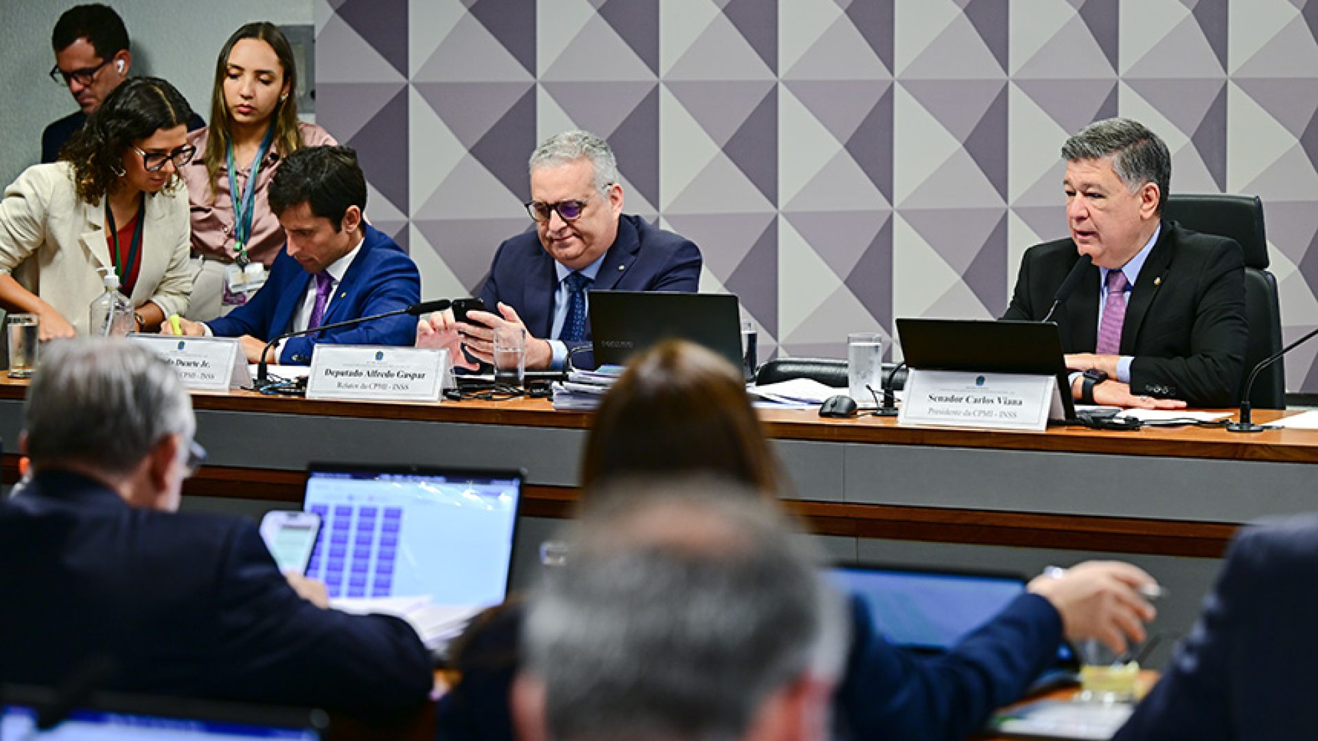 CPMI do INSS inicia nova fase com investigação de políticos — Senado Notícias