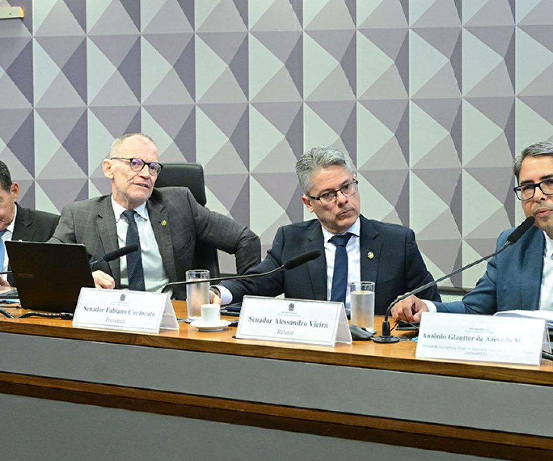 senadores ouvem diretor de Inteligência Penal e pedem mais dados sobre presídios — Senado Notícias
