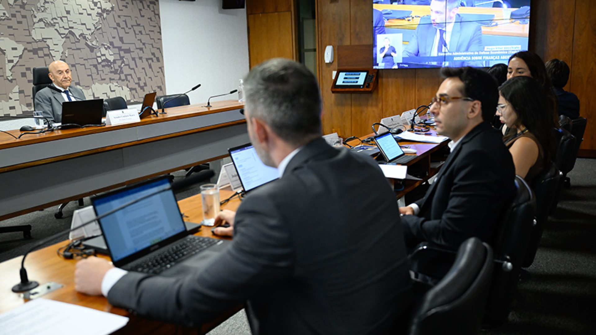 Especialistas defendem segurança e clareza em marco das finanças abertas — Senado Notícias