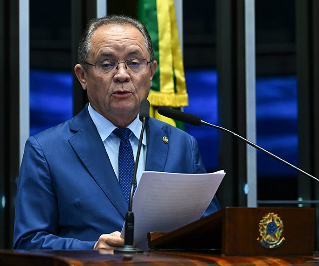 Senador Zequinha Marinho (Podemos-PA) em discurso à tribuna.