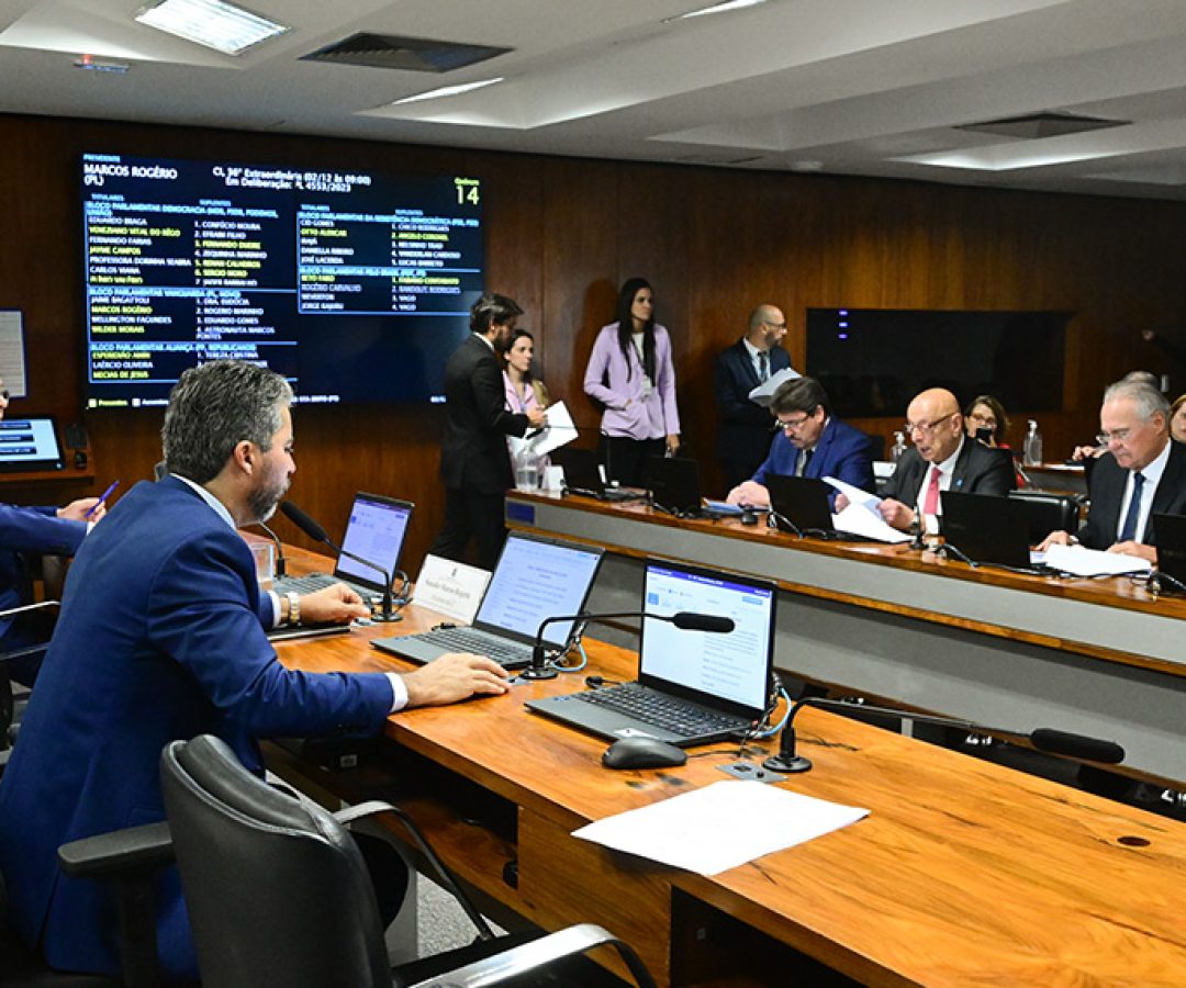 CI pode votar projeto que exige sinalização em rodovias federais após obras — Senado Notícias