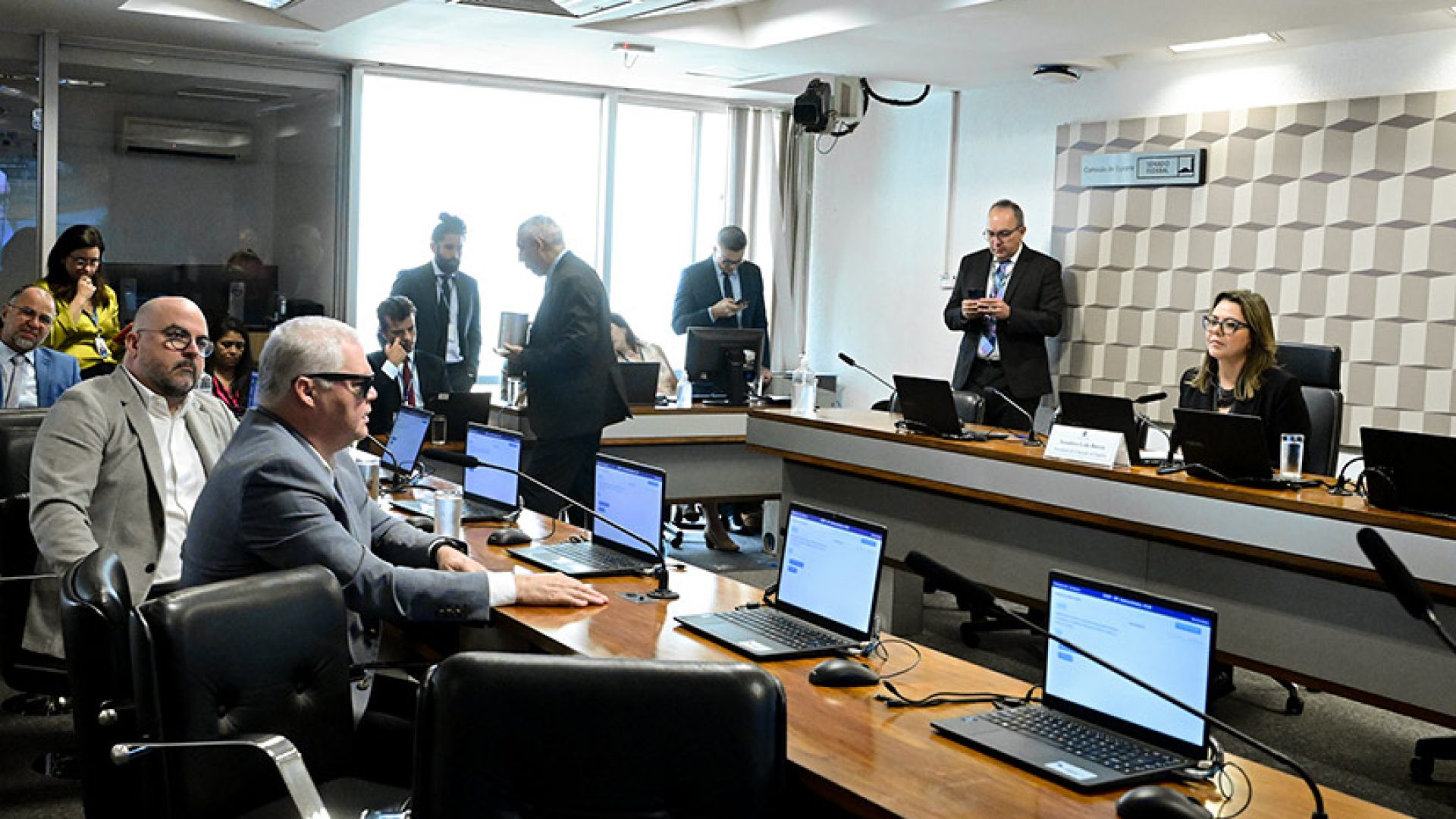 CEsp pode avaliar inscrição de cursos para atletas em conselho de direitos da criança — Senado Notícias