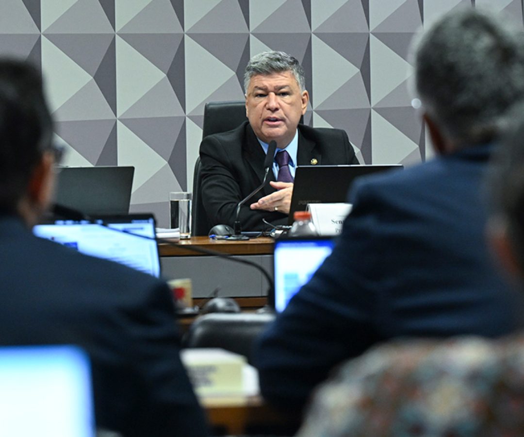 Viana contesta decisão do STF sobre documentos ligados ao Master — Senado Notícias