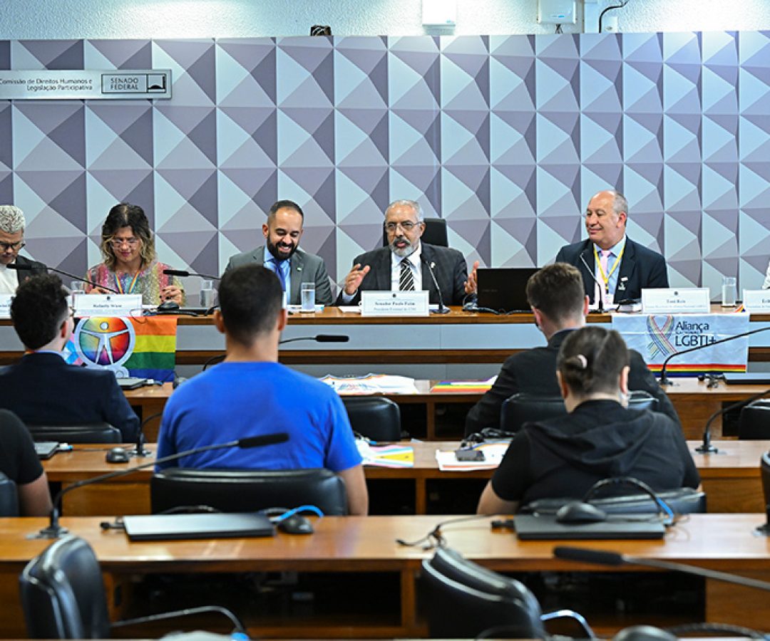 Debatedores pedem respeito a direitos humanos e das pessoas LGBTQIA+ — Senado Notícias