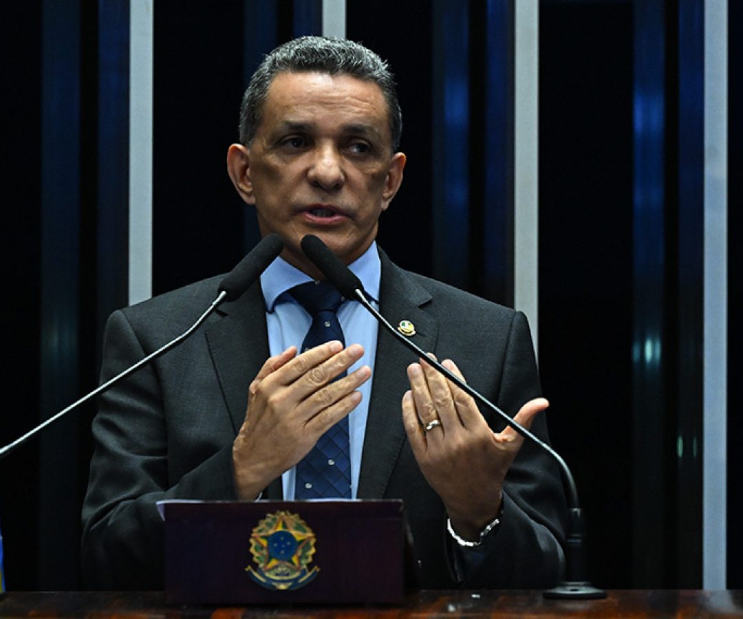 Em discurso, à tribuna, senador Mecias de Jesus (Republicanos-RR).