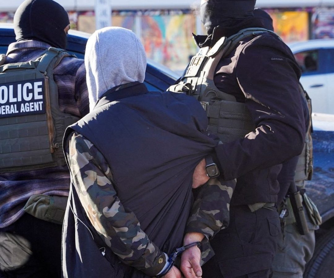 Dos imigrantes detidos nos EUA, 73% não têm antecedentes criminais