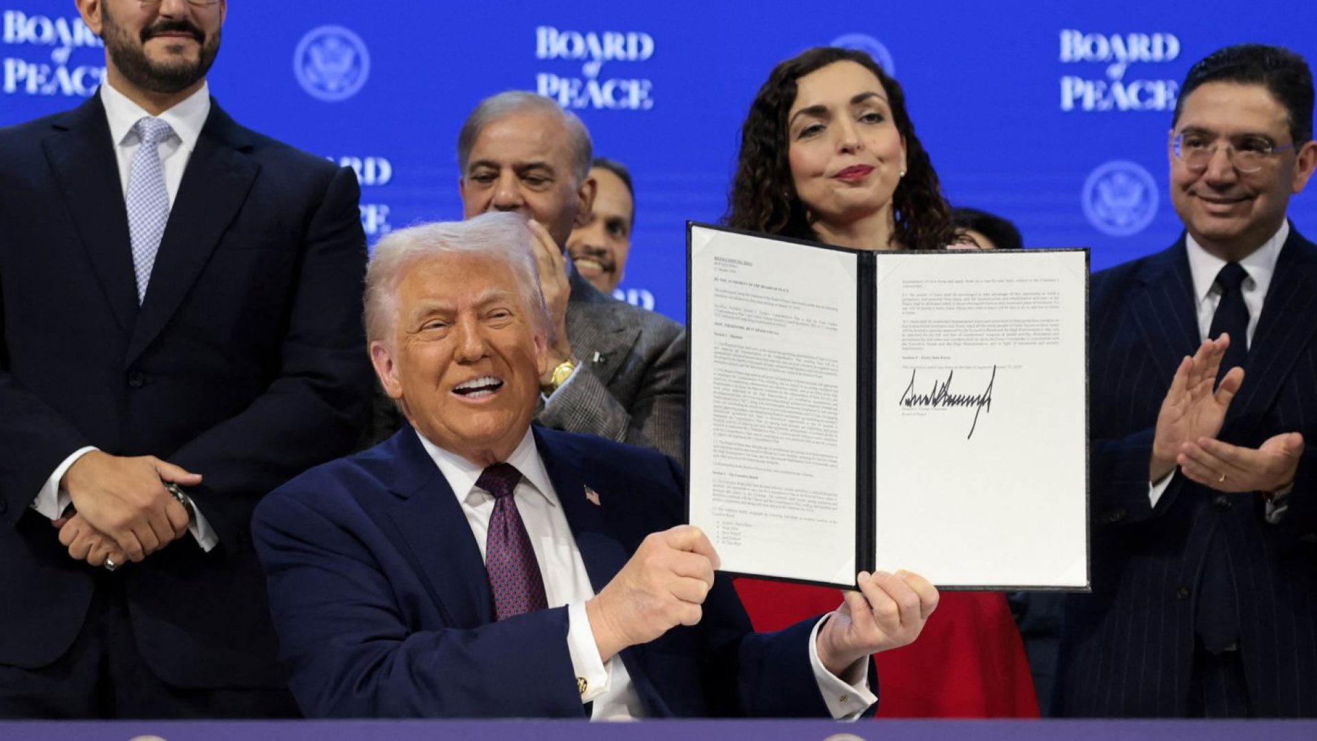 Trump lança em Davos Conselho de Paz criado por ele