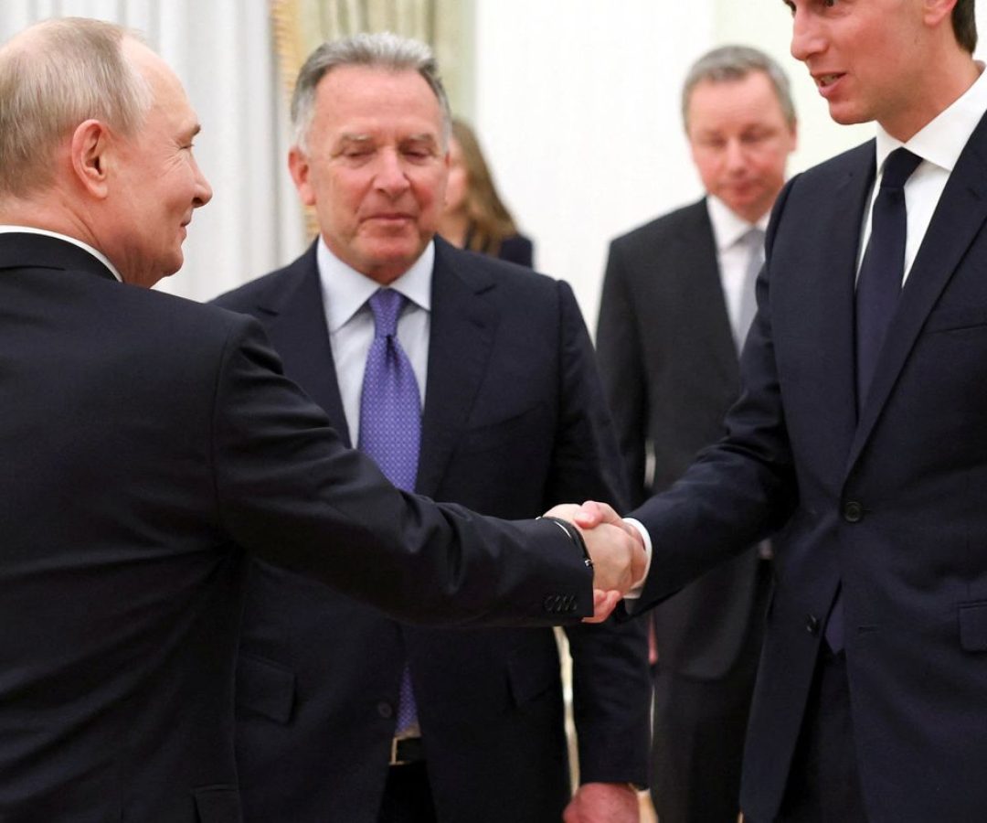 Ucrânia, Rússia e EUA vão juntos, pela 1ª vez, à mesa de negociações