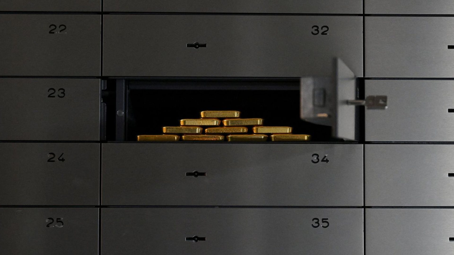 Ouro bate recordes na cotação internacional; entenda os motivos