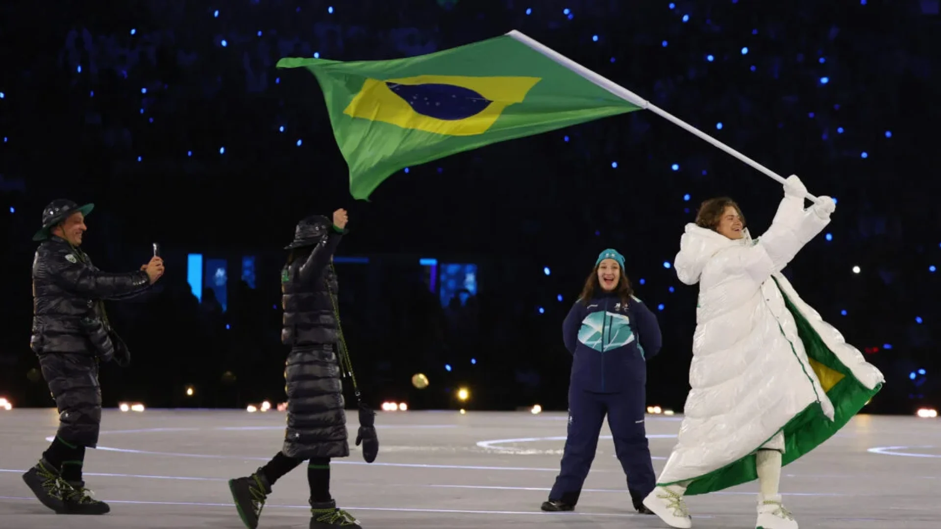 Itália dá início às Olimpíadas de Inverno com cerimônia em quatro sedes